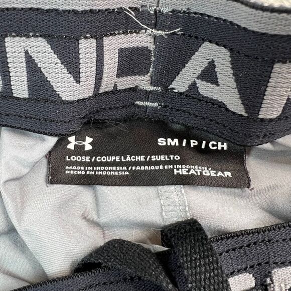 Under Armour Heat Gear Gym Shorts Mens Small Loose Fit Elastic Waist Pockets - Picture 3 of 9
